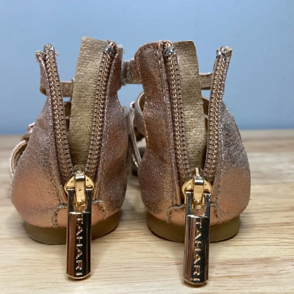 Tahari Baby ‘Skylar’ Gladiator Style Sandal, Metallic Rose Gold Toddler Size 5